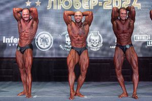 СLASSIC PHYSIQUE +178